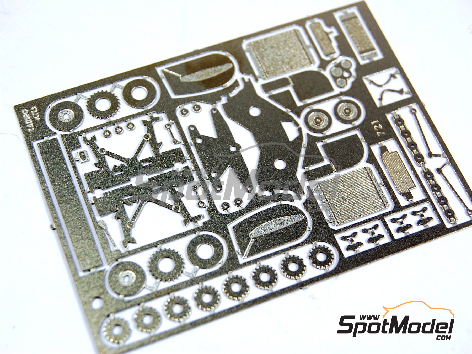 【未組立】TAMEO Kits /Tyrrell Ford P34　#1/43 未組立】TAMEO Kits /Tyrrell Ford P34 #1/43 - メルカリ